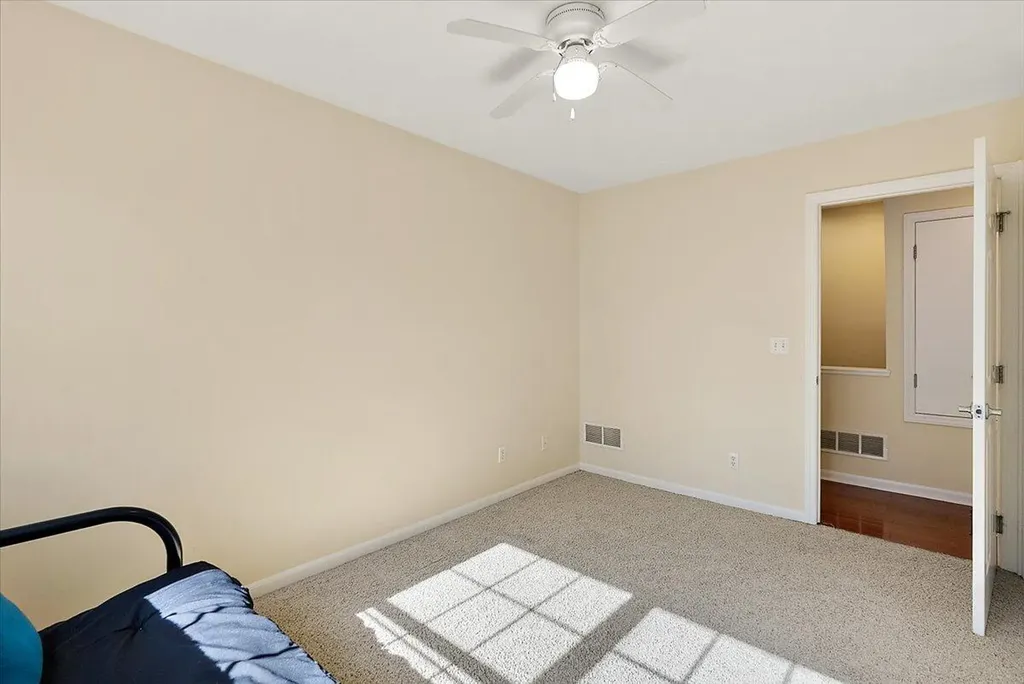2960 Bentbrooke Drive Holland Charter Township MI 49424