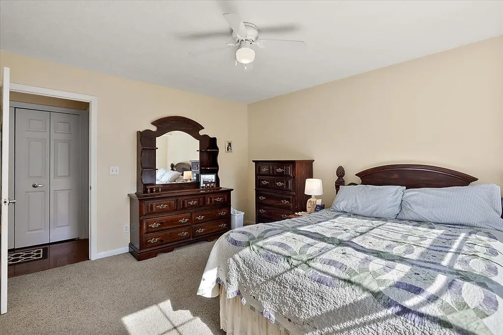 2960 Bentbrooke Drive Holland Charter Township MI 49424
