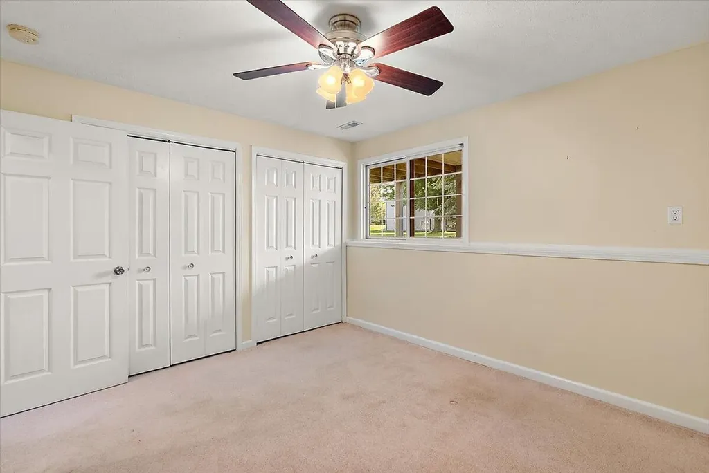 2960 Bentbrooke Drive Holland Charter Township MI 49424