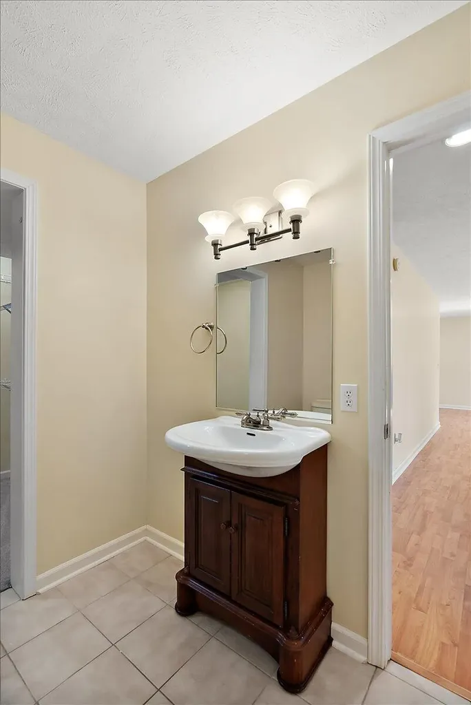 2960 Bentbrooke Drive Holland Charter Township MI 49424