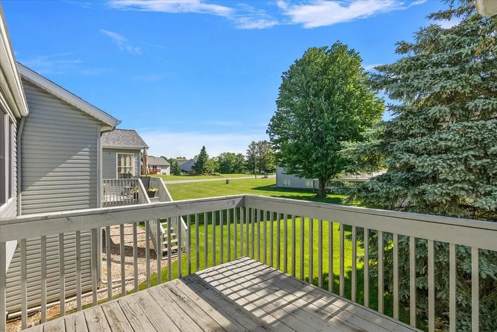 2960 Bentbrooke Drive Holland Charter Township MI 49424