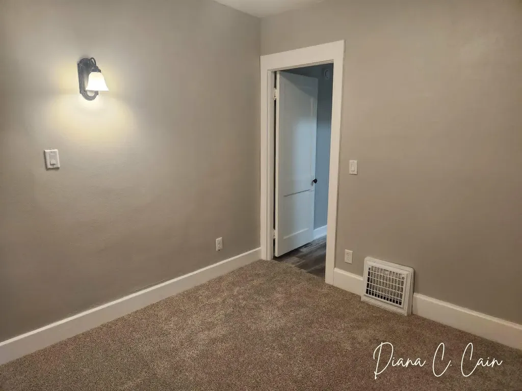 2818 Riordan Street Muskegon Heights City MI 49444