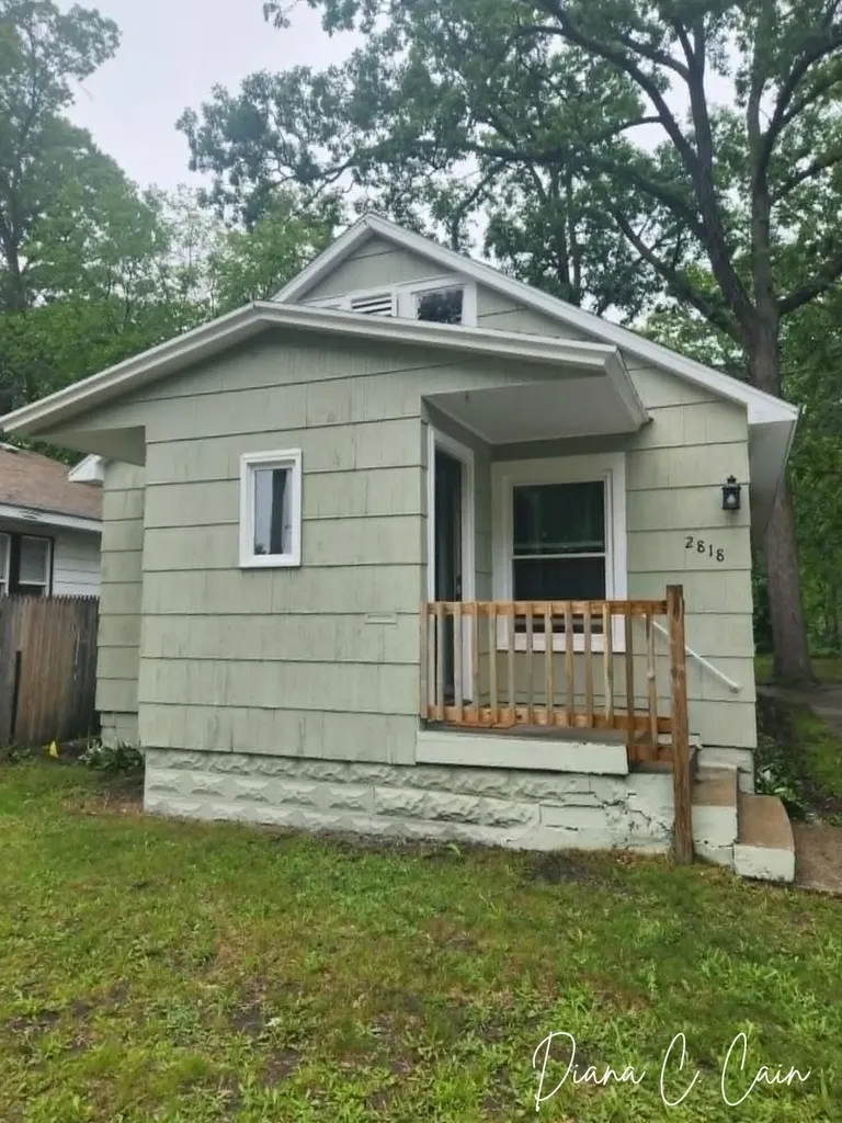 2818 Riordan Street Muskegon Heights City MI 49444