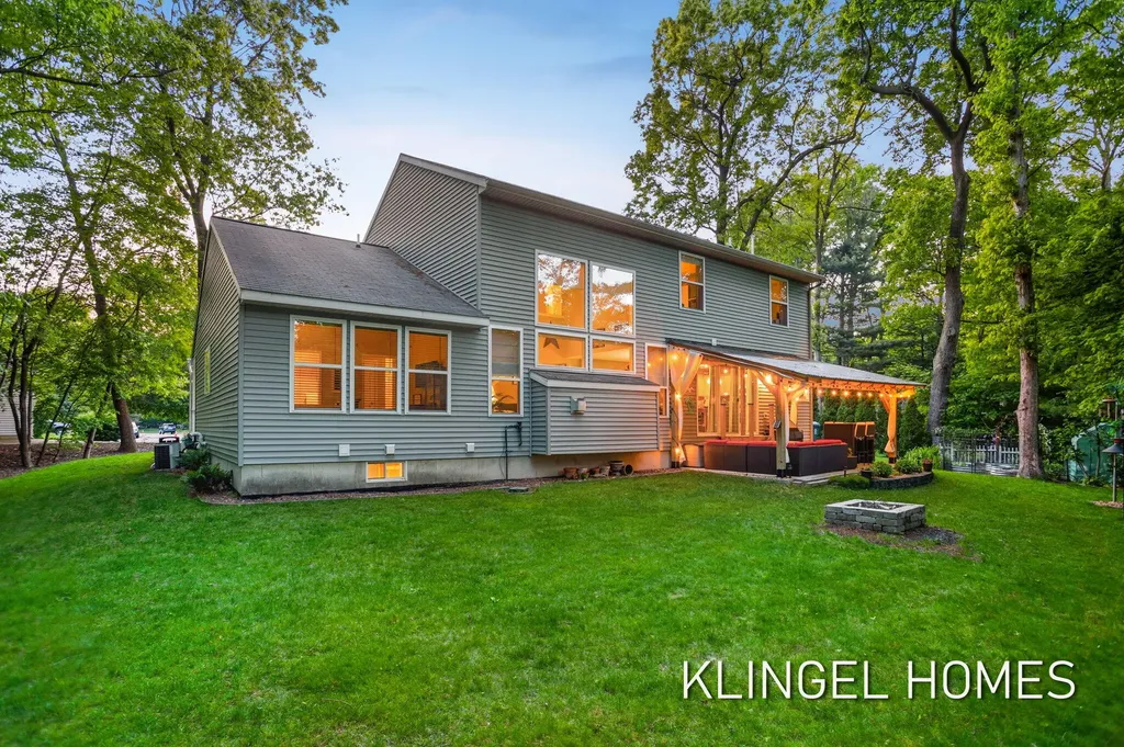 14936 Woodacre Court Grand Haven Charter Township MI 49417