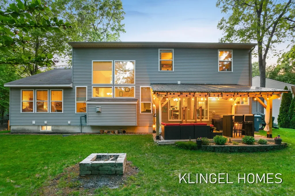 14936 Woodacre Court Grand Haven Charter Township MI 49417