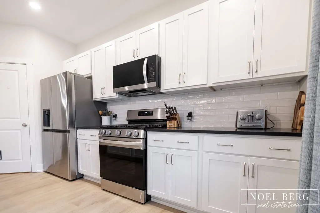 7253 Atwater Drive Norton Shores City MI 49456