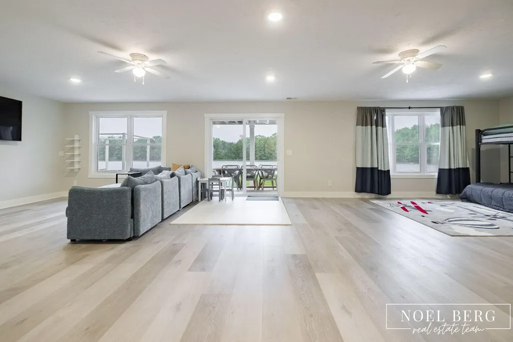 7253 Atwater Drive Norton Shores City MI 49456