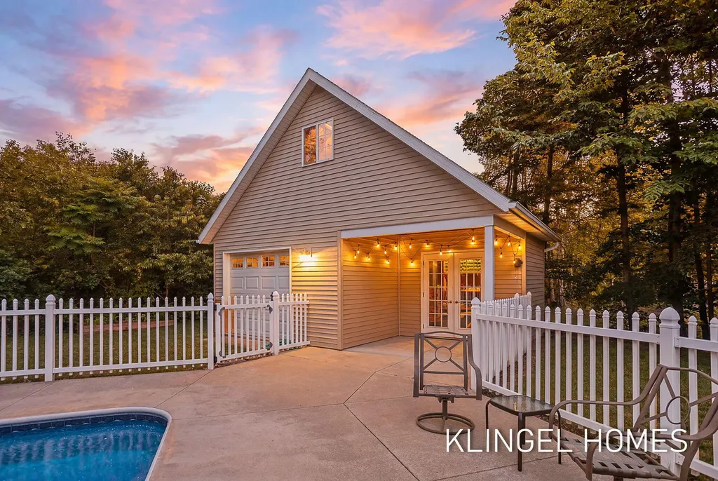 10635 Tallpine Lane Allendale Charter Township MI 49401