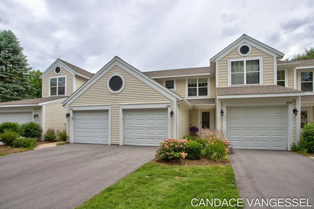699 Sun Chase Drive Park Township MI 49424