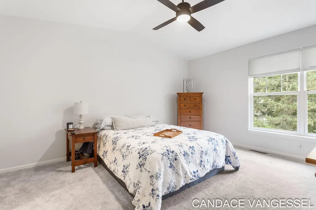 699 Sun Chase Drive Park Township MI 49424