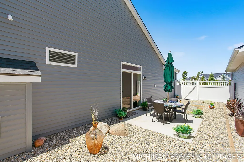 14215 Clubside Lane Holland Charter Township MI 49424