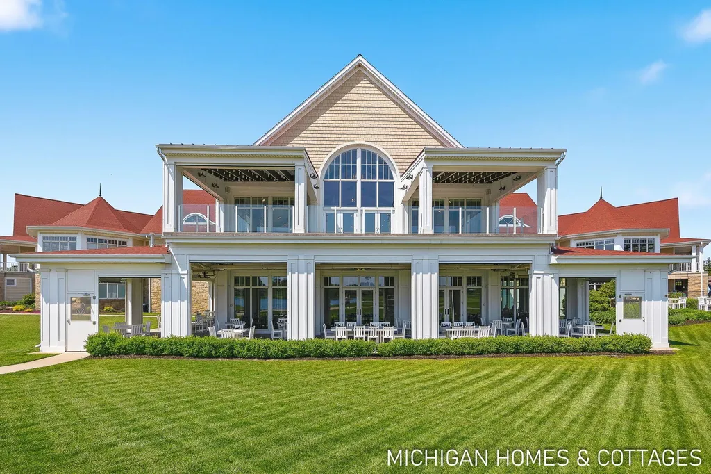 14215 Clubside Lane Holland Charter Township MI 49424