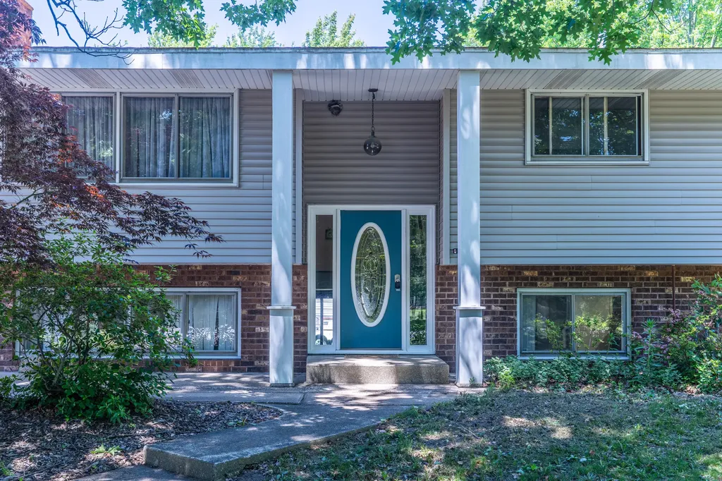 3570 E Sternberg Road Fruitport Charter Township MI 49415