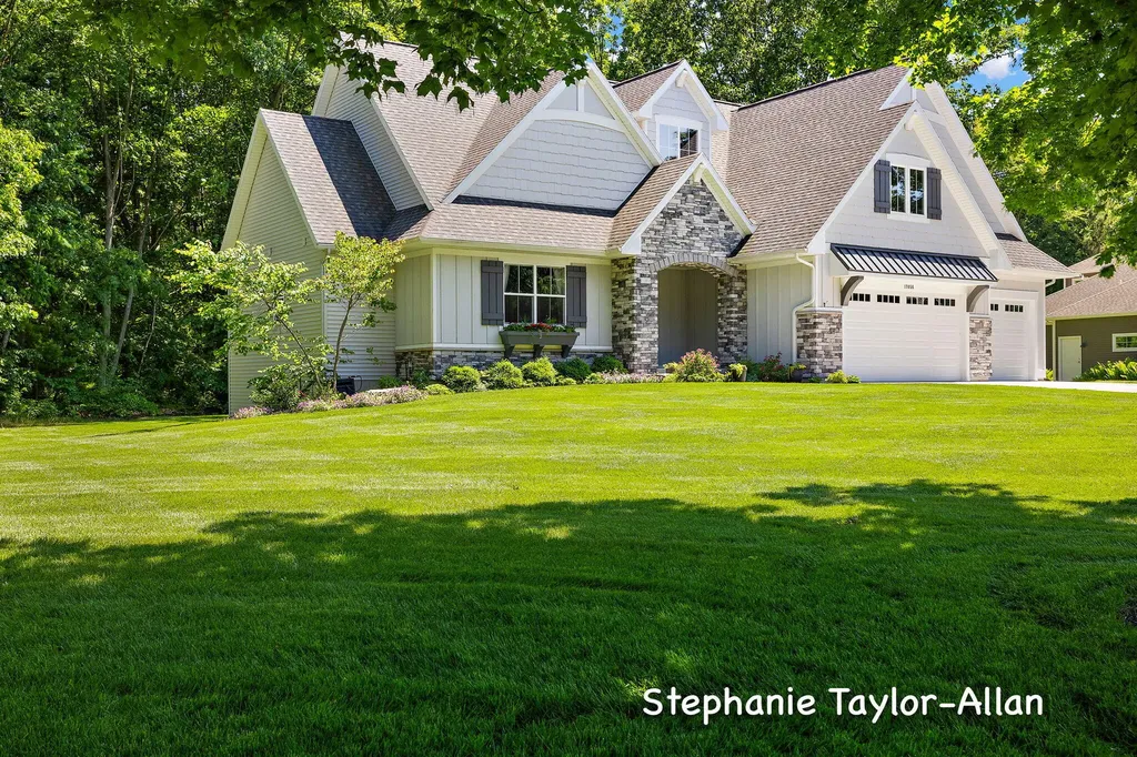 17056 Legacy Drive Grand Haven Charter Township MI 49460