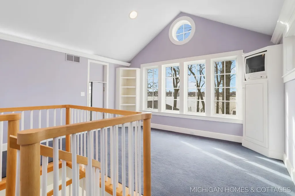 714 N Shore Drive Park Township MI 49424