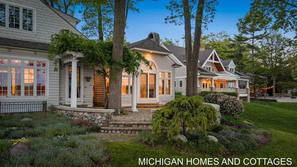 714 N Shore Drive Park Township MI 49424