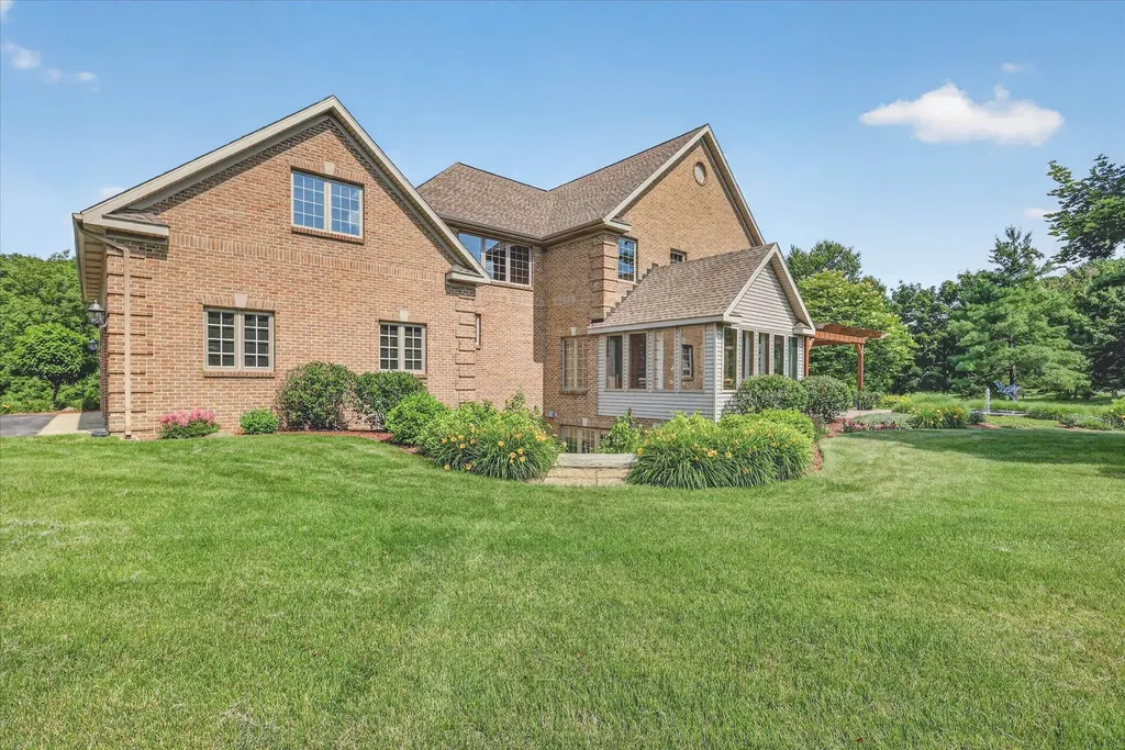 9425 Ravine Ridge Drive SE Caledonia Township MI 49316