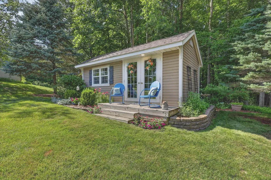 9425 Ravine Ridge Drive SE Caledonia Township MI 49316