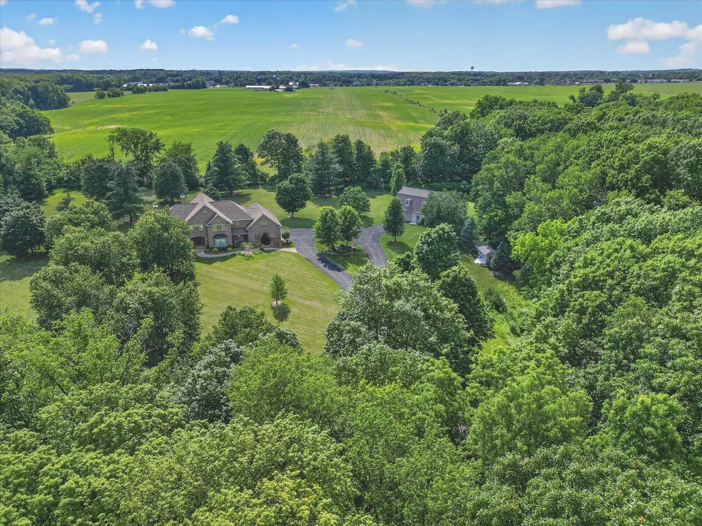 9425 Ravine Ridge Drive SE Caledonia Township MI 49316