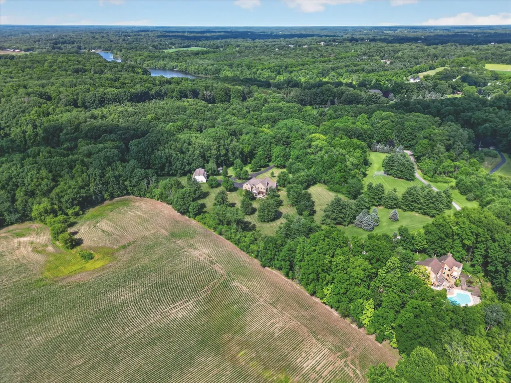 9425 Ravine Ridge Drive SE Caledonia Township MI 49316