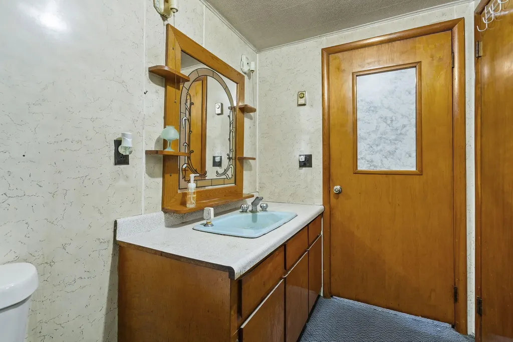 9191 W 34 Road Slagle Township MI 49638