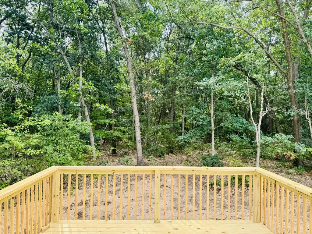 324 Hazelwood Court Muskegon Charter Township MI 49442