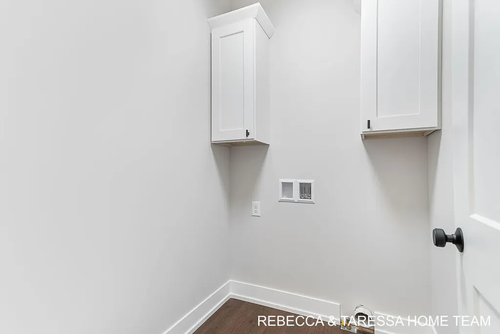 324 Hazelwood Court Muskegon Charter Township MI 49442