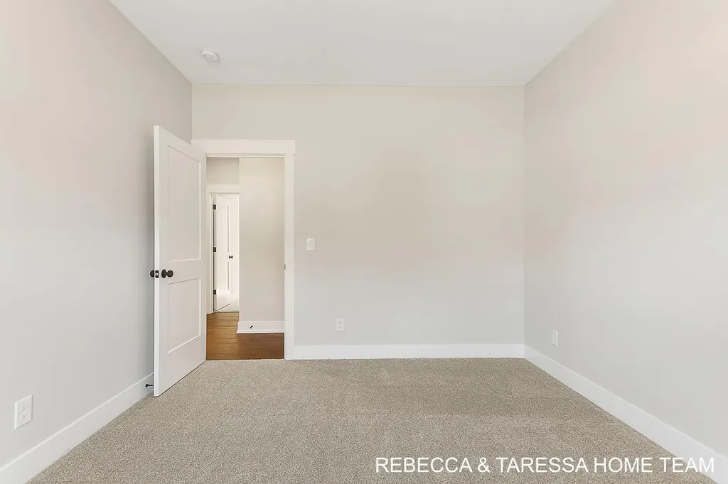 324 Hazelwood Court Muskegon Charter Township MI 49442
