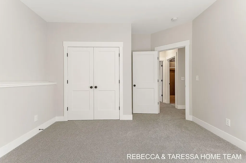 324 Hazelwood Court Muskegon Charter Township MI 49442