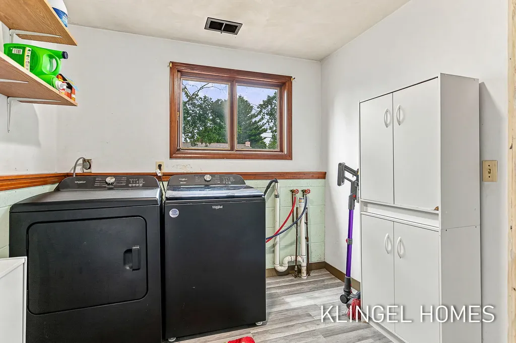 1144 Oakes Avenue Grand Haven City MI 49417
