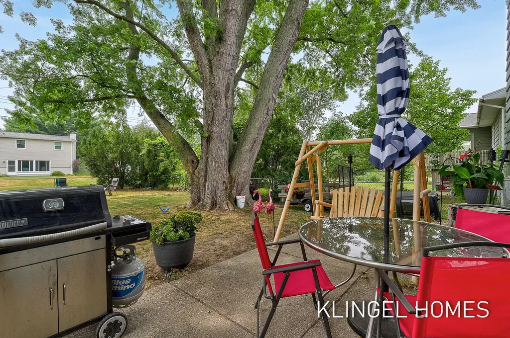 1144 Oakes Avenue Grand Haven City MI 49417
