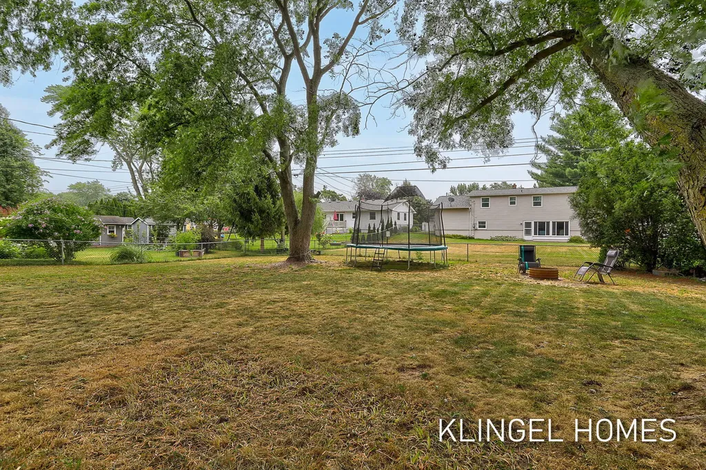 1144 Oakes Avenue Grand Haven City MI 49417