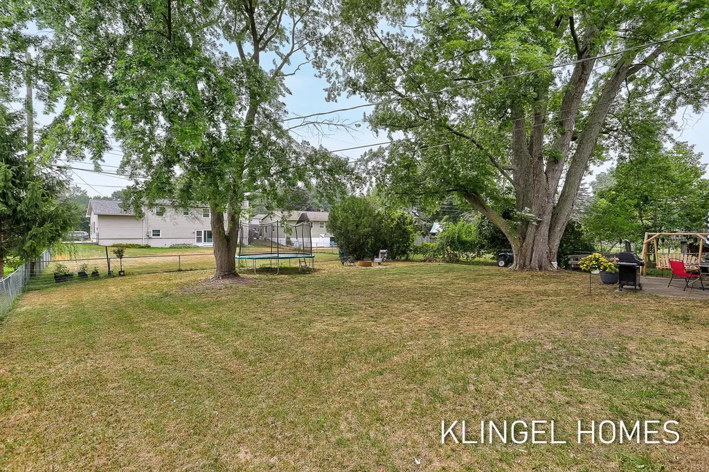 1144 Oakes Avenue Grand Haven City MI 49417