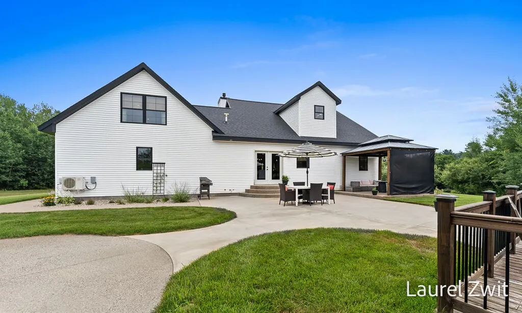 2281 N Green Creek Road Fruitland Township MI 49445