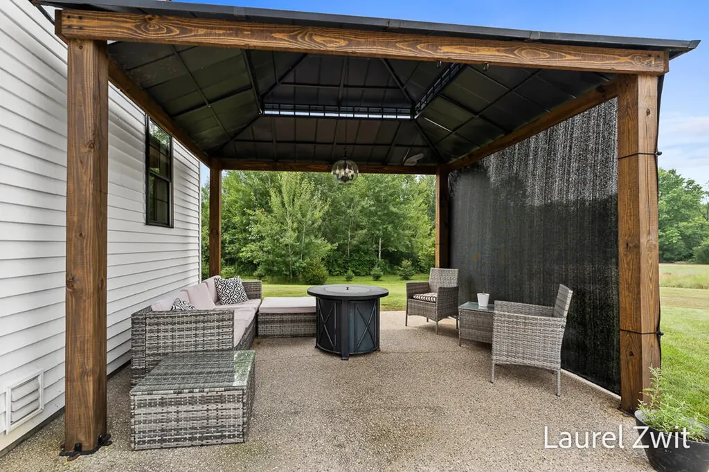 2281 N Green Creek Road Fruitland Township MI 49445