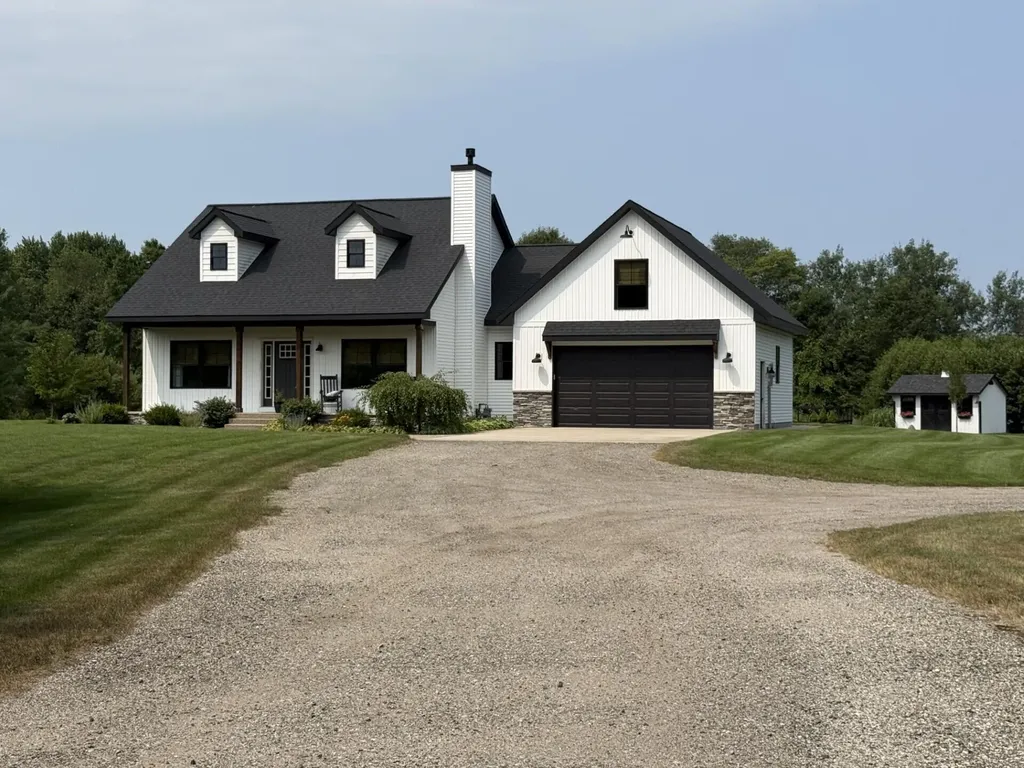 2281 N Green Creek Road Fruitland Township MI 49445