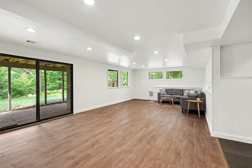 17950 Holcomb Road Grand Haven Charter Township MI 49417