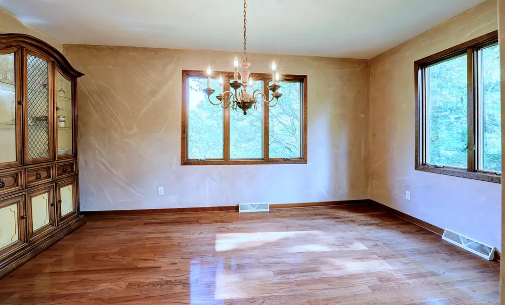 8691 Summit Court Zeeland Charter Township MI 49464