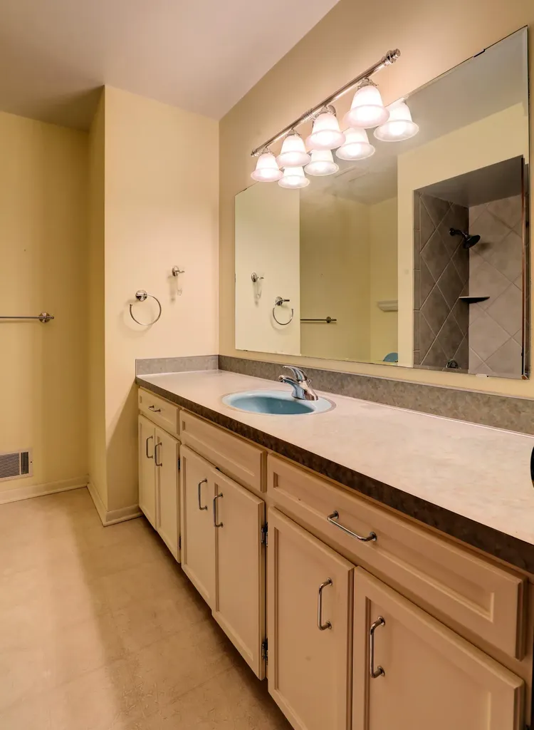 8691 Summit Court Zeeland Charter Township MI 49464