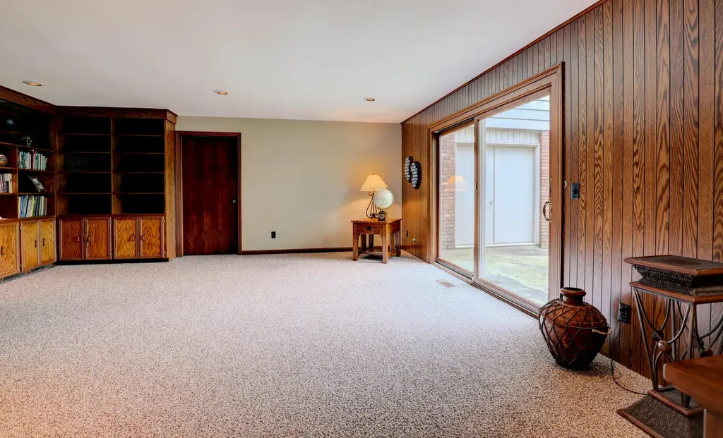 8691 Summit Court Zeeland Charter Township MI 49464