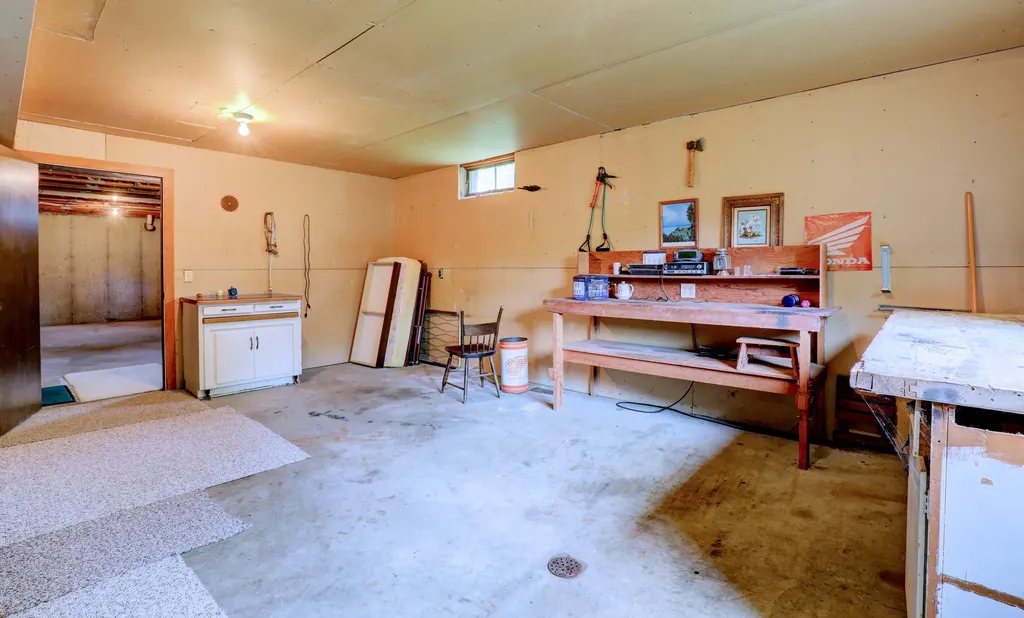 8691 Summit Court Zeeland Charter Township MI 49464