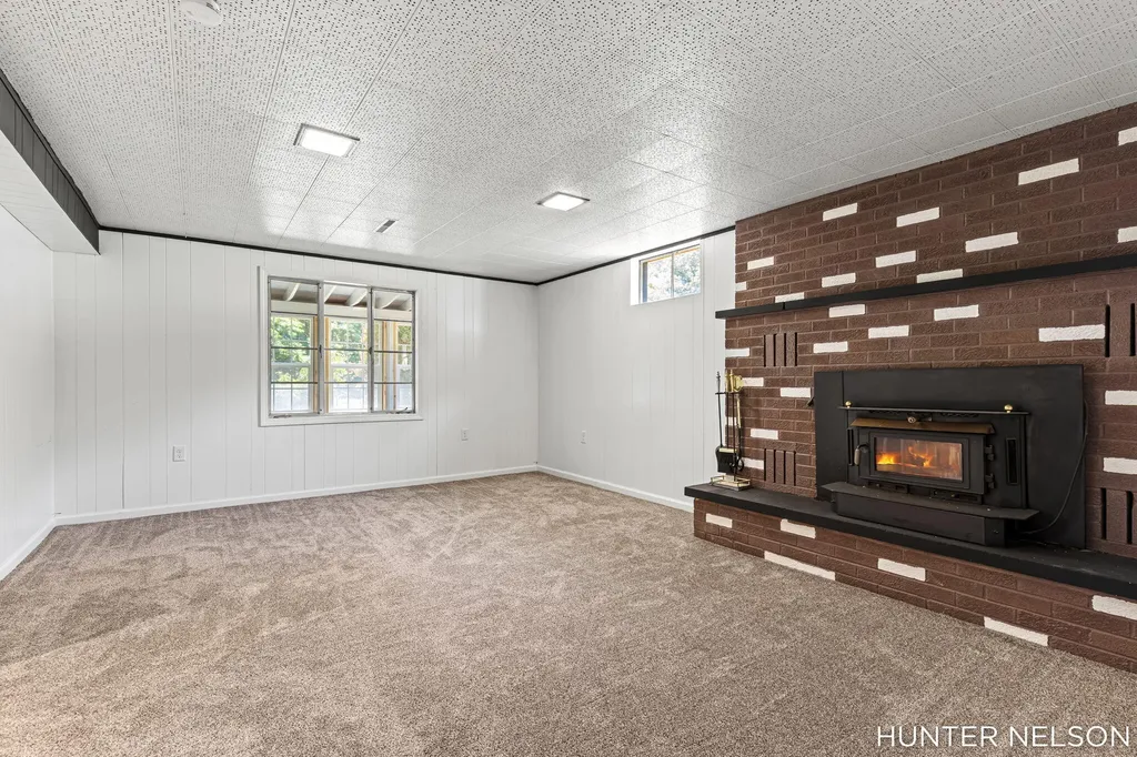 840 Andree Road Laketon Township MI 49445