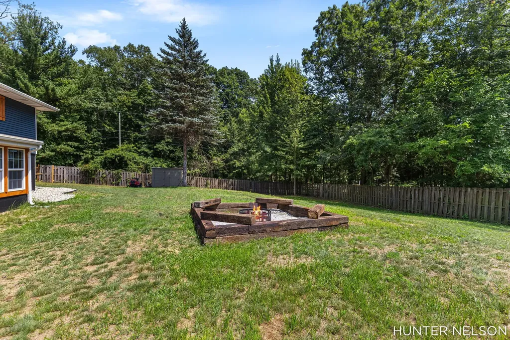 840 Andree Road Laketon Township MI 49445