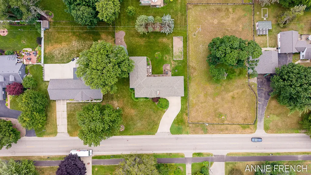 6390 147th Avenue Laketown Township MI 49423