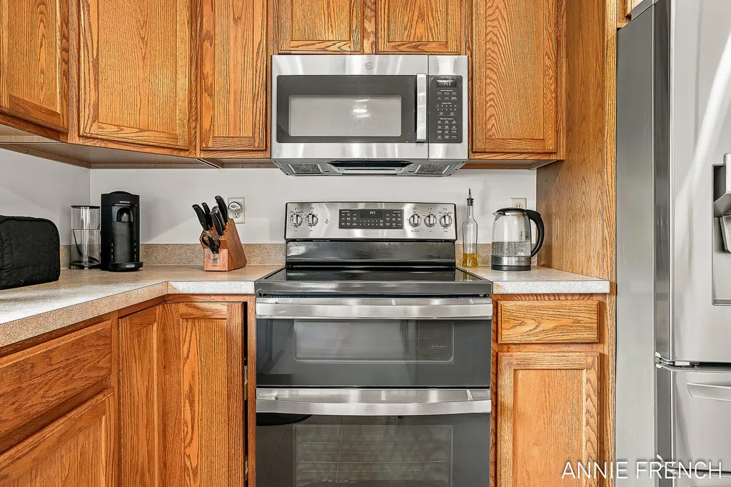 6390 147th Avenue Laketown Township MI 49423