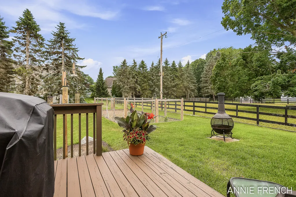 6390 147th Avenue Laketown Township MI 49423