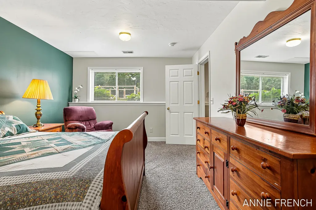 6390 147th Avenue Laketown Township MI 49423