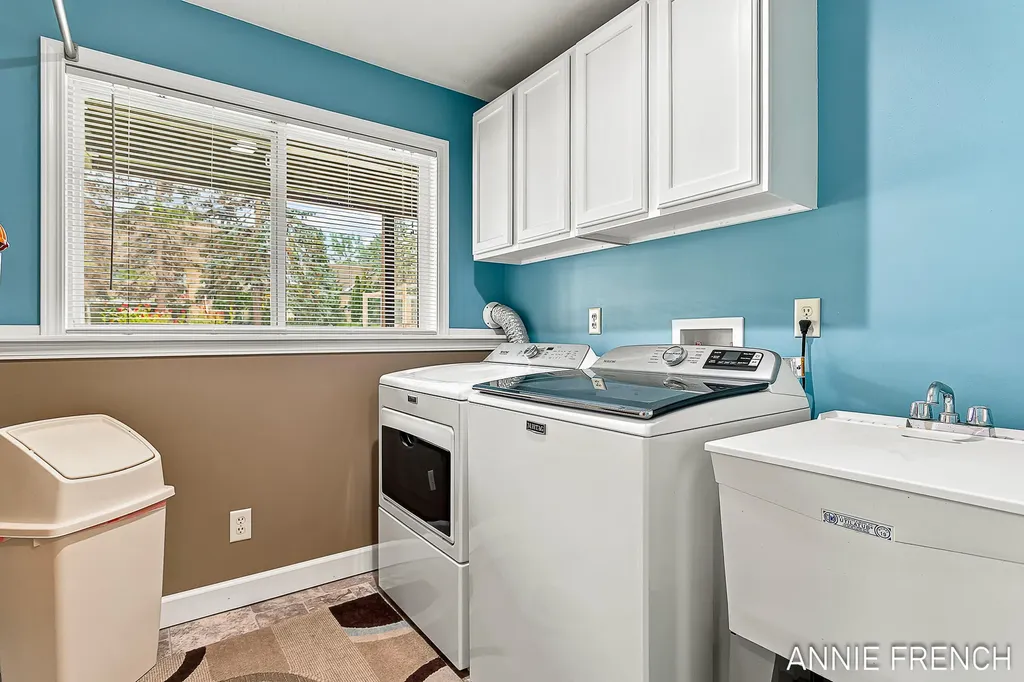 6390 147th Avenue Laketown Township MI 49423