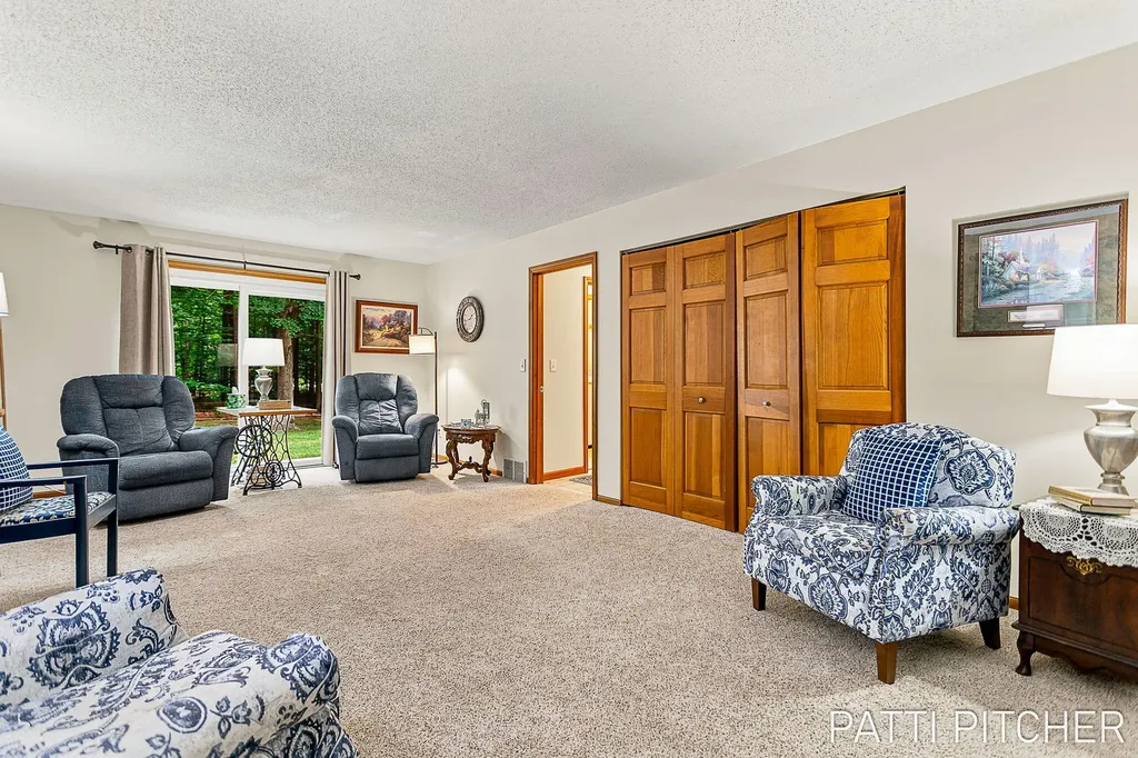 13369 Forest Park Drive Grand Haven Charter Township MI 49417