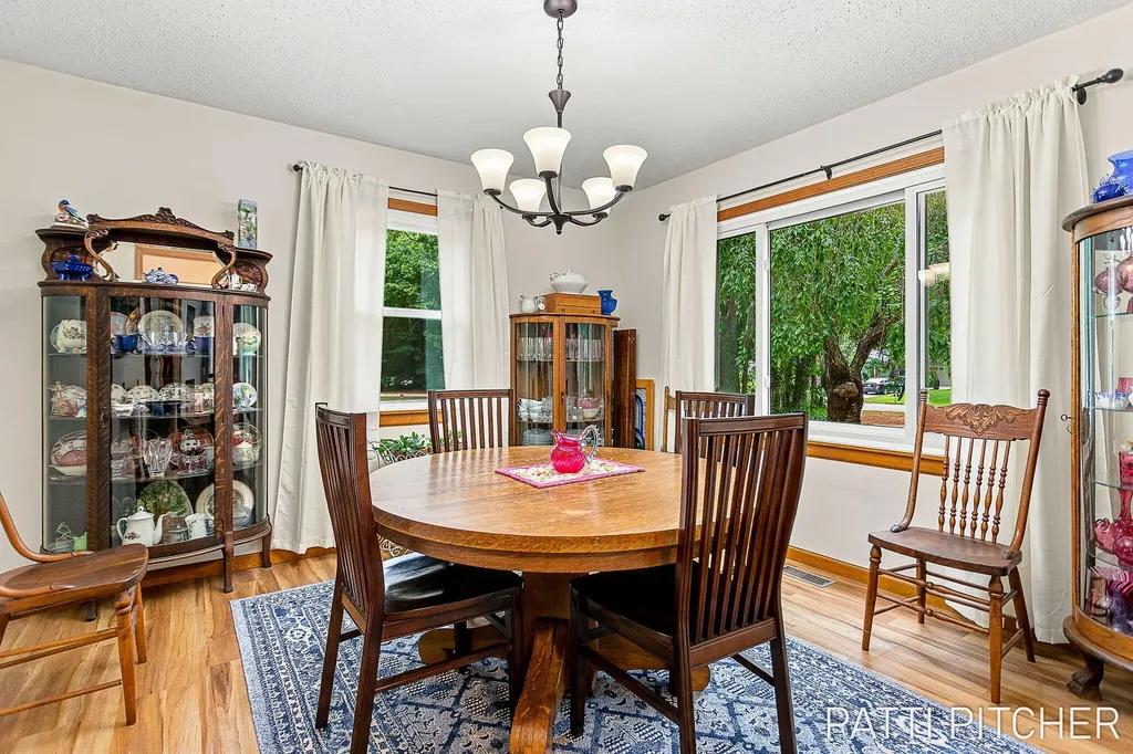 13369 Forest Park Drive Grand Haven Charter Township MI 49417